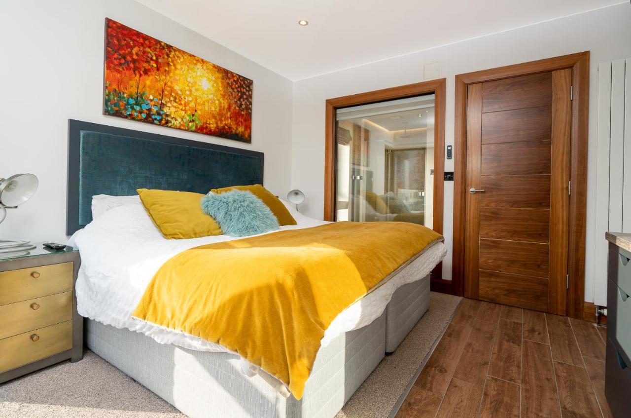 Antrim House Guest Rooms & Suites (Adults Only) Portrush Exteriér fotografie