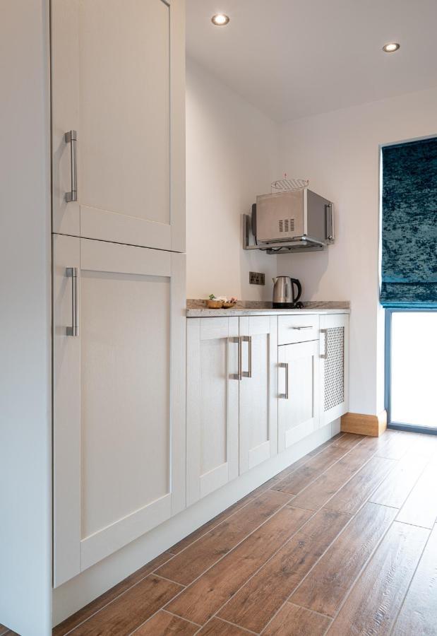 Antrim House Guest Rooms & Suites (Adults Only) Portrush Exteriér fotografie