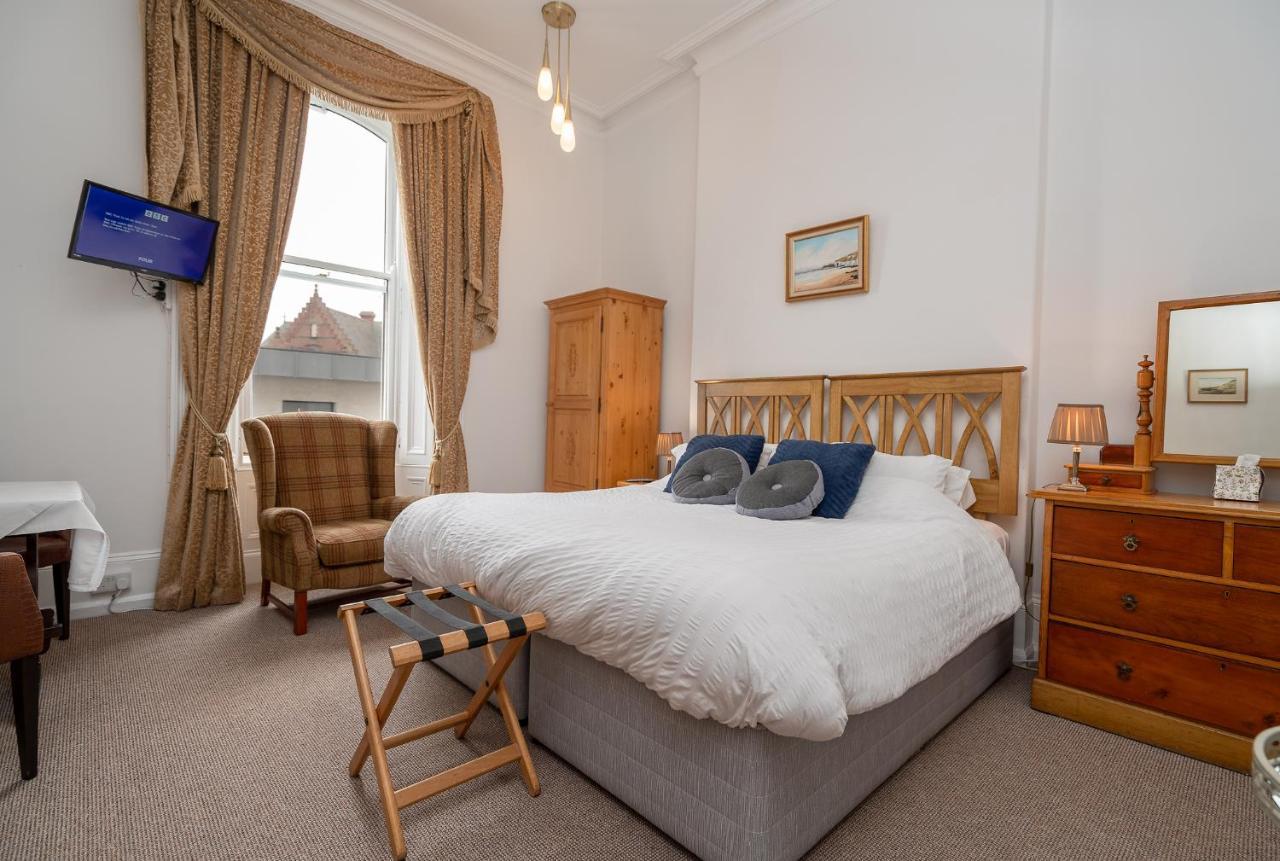 Antrim House Guest Rooms & Suites (Adults Only) Portrush Exteriér fotografie