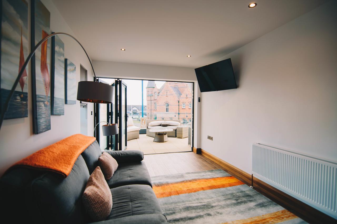 Antrim House Guest Rooms & Suites (Adults Only) Portrush Exteriér fotografie